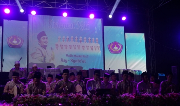 Ribuan Jamaah Padati MTsN 9 Jombang dalam Peringatan Maulid Nabi